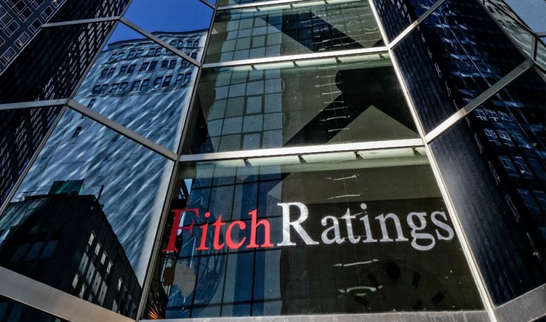 Fitch предупредило российских страховщиков о предстоящих испытаниях Fitch предупредило российских страховщиков о предстоящих испытаниях
