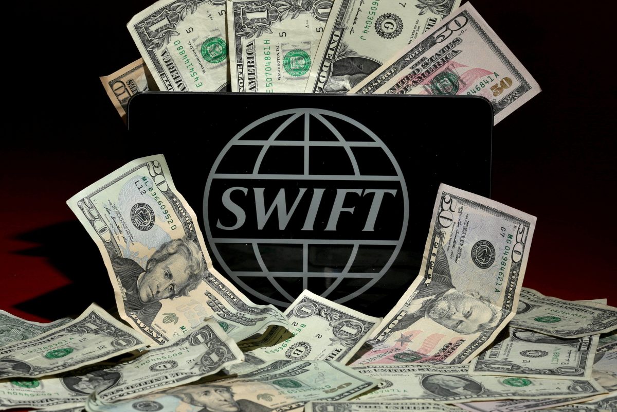 SWIFT не будет отключать Россию из-за санкций